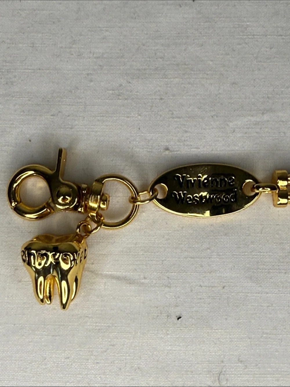 Vivienne Westwood Orb Tooth Charm Gold Tone Rope Chain Bracelet 7.1